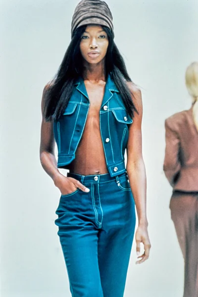 Look 11